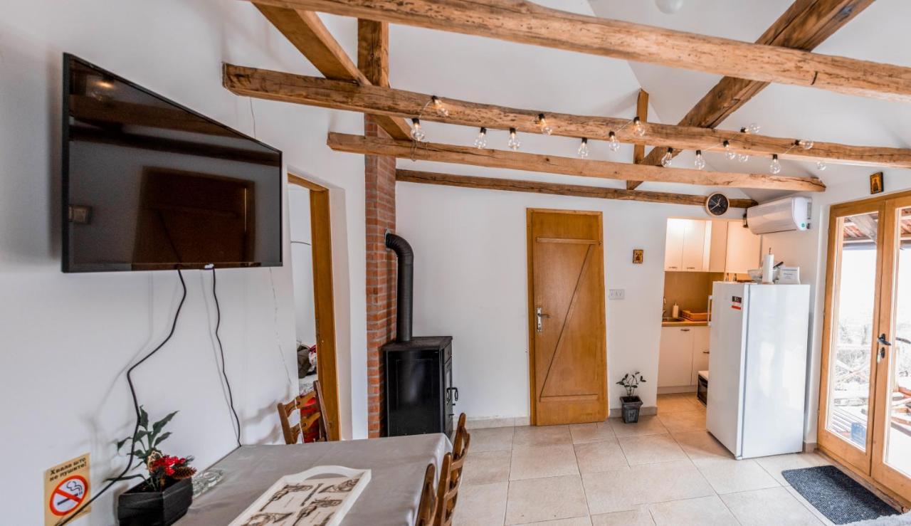 Apartmani Lunija ゴルニ・ミラノヴァツ エクステリア 写真