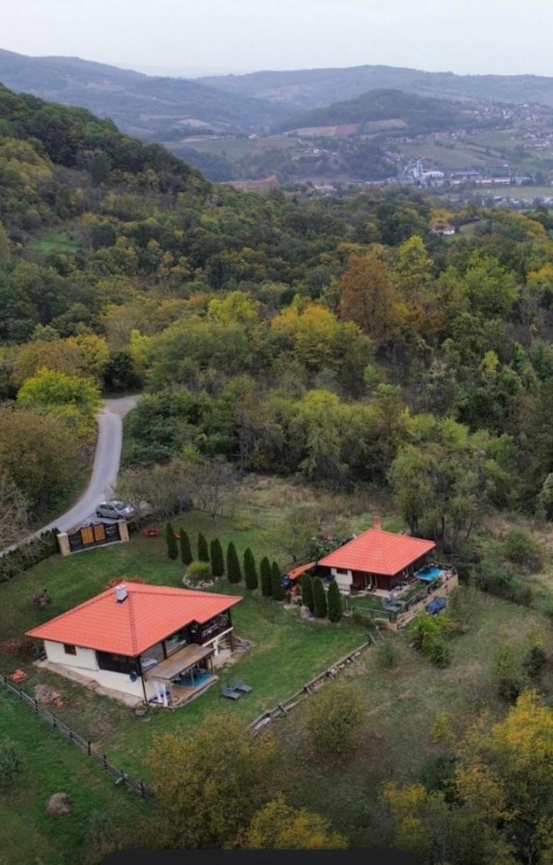 Apartmani Lunija ゴルニ・ミラノヴァツ エクステリア 写真