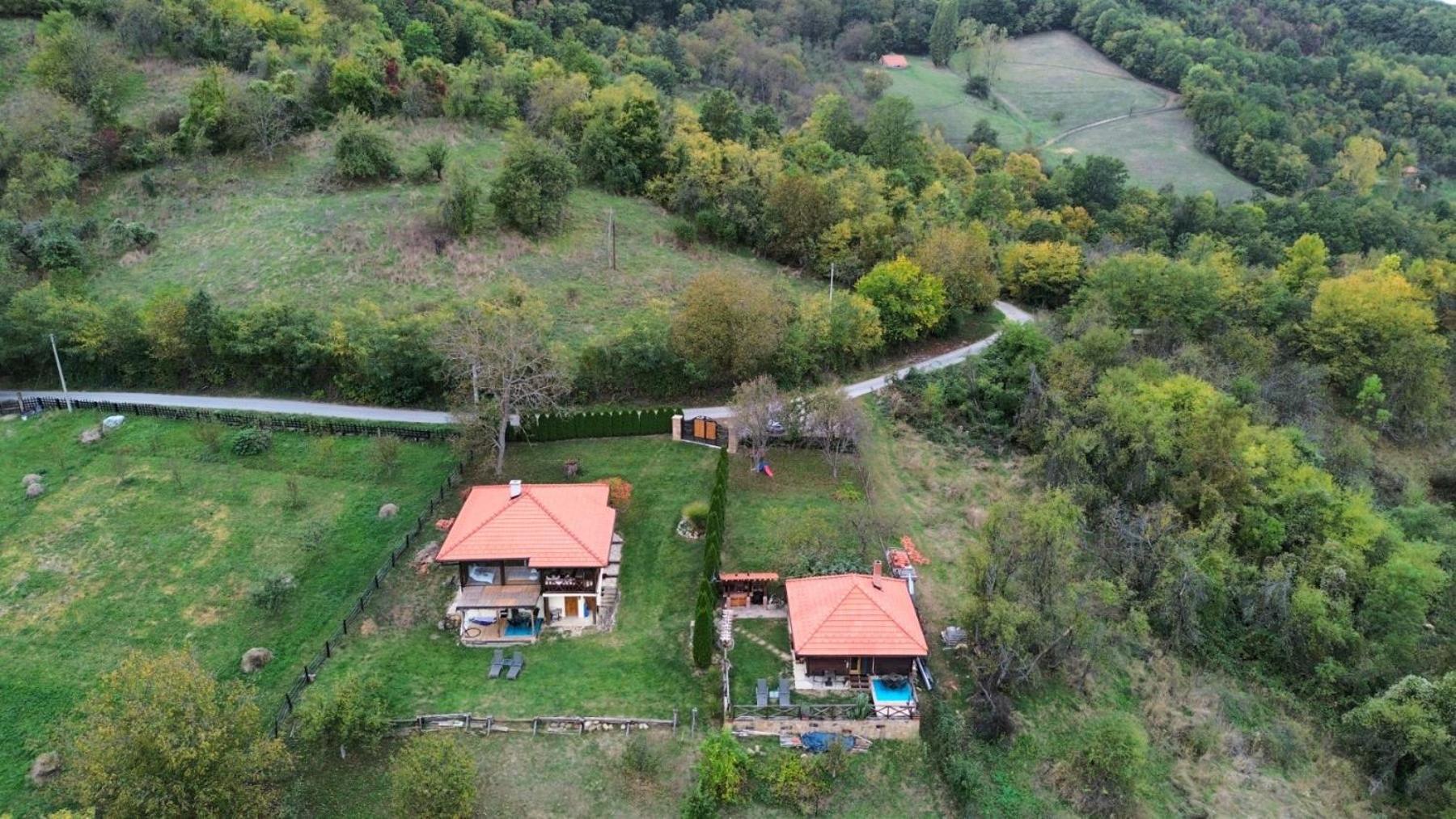 Apartmani Lunija ゴルニ・ミラノヴァツ エクステリア 写真